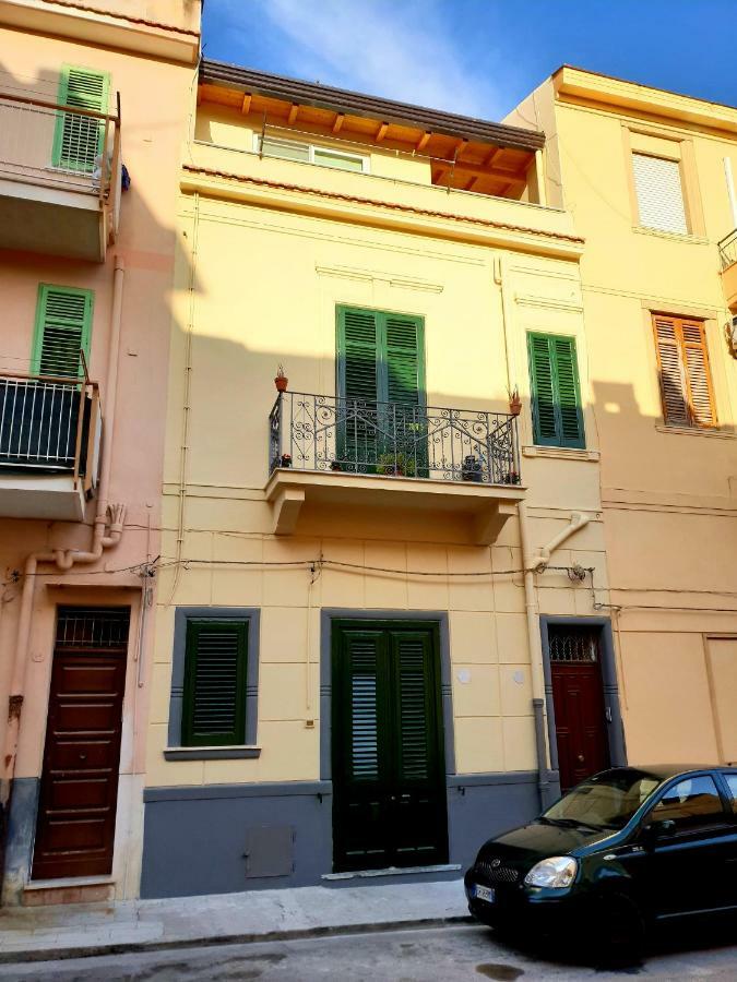 Casa Verdi, Confortevole Bilocale In Centro, 1° P Apartment Bagheria Exterior foto